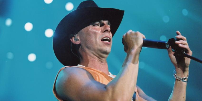 Kenny Chesney at the Bryce Jordan Center